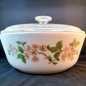 Cherry Blossom Pyrex Casserole Dish with Corningware Glass Lid